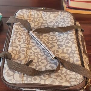 Thirty-One Perfect Party Casserole Carrier Leopard Print